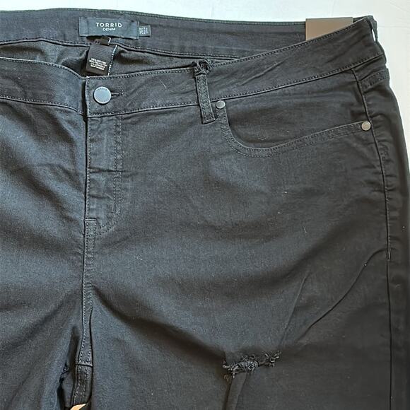 Torrid Sophia Skinny Jeans Destructed Premium Stretch Black NEW Size 26T Tall - Picture 5 of 12